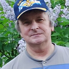 Фотография мужчины Лев, 67 лет из г. Санкт-Петербург