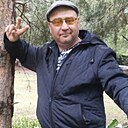 Ден, 42 года