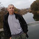 Виктор, 64 года