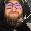 Денис, 22 года