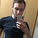 Артур, 25 лет