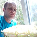 Максим, 44 года