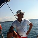Max, 43 года