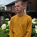 Максим, 22 года