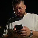 Илья, 32 года