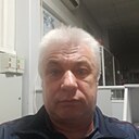 Володя, 64 года