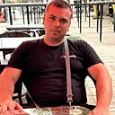 Hs, 42 года