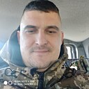 Толик, 33 года
