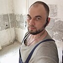 Михаил, 32 года