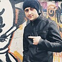 Макс, 32 года
