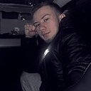 Антон, 22 года