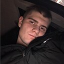 Эдгар, 23 года