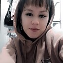 Лена Воеводова, 22 года