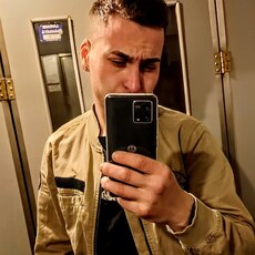Фотография мужчины Bogdan, 24 года из г. București