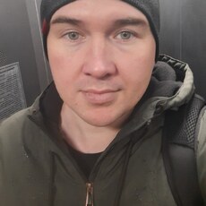 Фотография мужчины Юрий, 35 лет из г. Санкт-Петербург