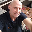 Duncan Dog, 52 года