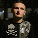 Артём, 24 года