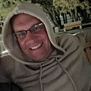Антон, 44 года