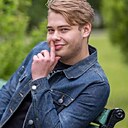 Максим, 24 года