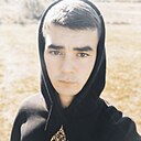 Денис, 23 года