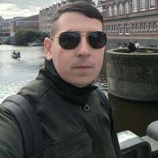 Фотография мужчины Валик, 36 лет из г. Пинск