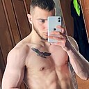 Тигран, 22 года