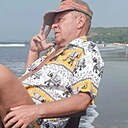 Просто Гена, 64 года