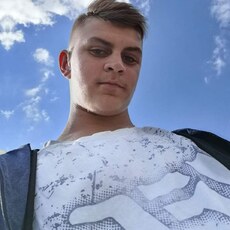 Фотография мужчины Михаил, 20 лет из г. Бузулук