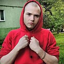 Денис, 24 года