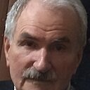Лев, 68 лет