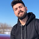 Нур Морли, 25 лет