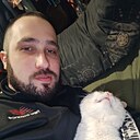 Михаил, 32 года