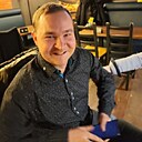 Илья, 33 года