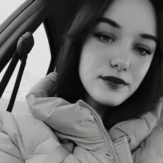 Фотография девушки Алëна, 19 лет из г. Змеиногорск