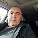 Нвер Петросян, 56 лет