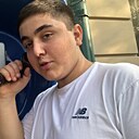 Зубайир, 20 лет