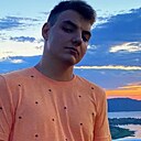 Антон, 23 года