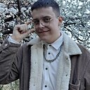 Женя Зенченко, 22 года