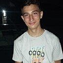 Ашот, 33 года