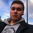 Maks, 21 год