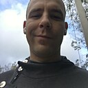 Артём, 24 года