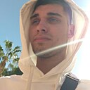 Андрей, 22 года