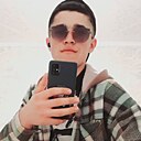 Роман, 25 лет