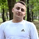 Максим, 24 года