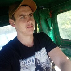 Фотография мужчины Олег, 23 года из г. Новопокровская