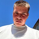 Юрий, 22 года