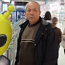 Тохир, 63 года