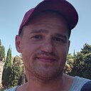 Максим, 34 года