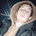 Максим, 24 года