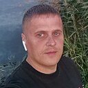 Василий, 32 года